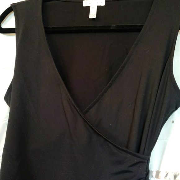 Black Ruched sleeveless midi Dress - Picture 6 of 9